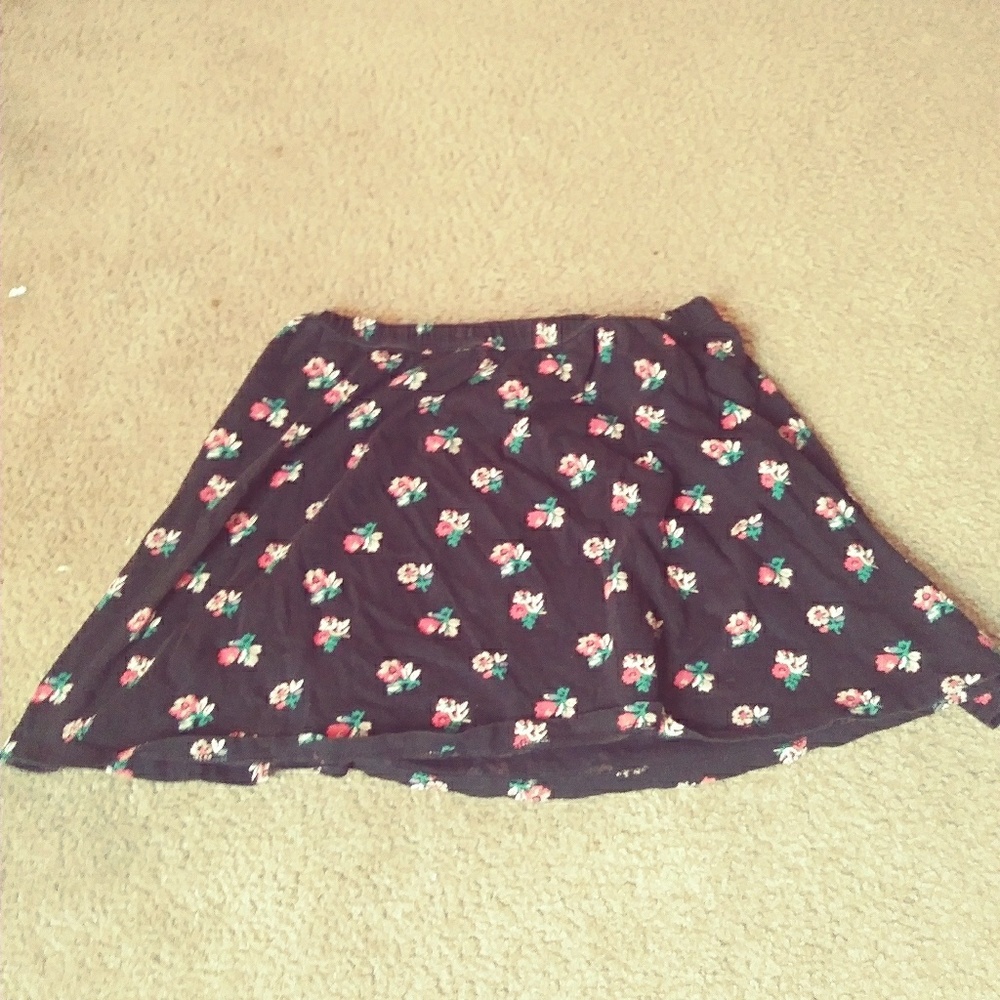 Old Navy floral skirt